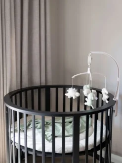 Sale - mobile pinnasänkyyn Animals laurel green/warm linen Mobilet