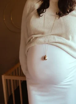 Best Bolakoru äidille ketjulla, babybell Pisara ruusukulta | Hopeoidut Bolat