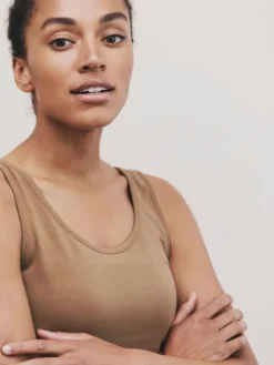 Sale Boob Design - imetystoppi Classic Tank Top, Brown Sugar Äitiyspaidat|Imetyspaidat
