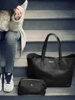 Hot - hoitolaukku, Black Leather Hoitolaukut