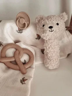 Online - pehmeä helistin nalle - Naturel Ensilelut Ja Unirievut
