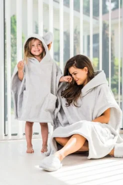 Sale Luin Living Ponchopyyhe, 4 eri kokoa,Pearl Grey Kylpy|Äidin Hemmottelu
