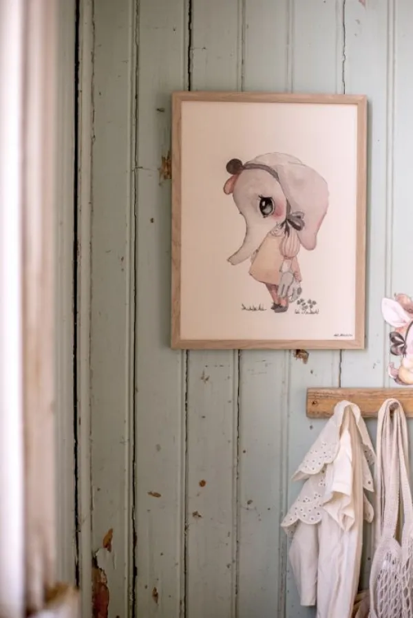 Sale - Miss Ellie juliste 30x40 Julisteet Ja Printit