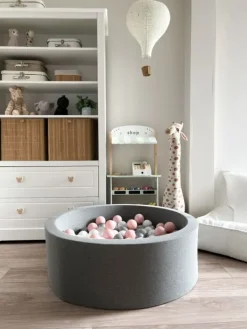 Online Pehmeä pallomeri + pallot (valitse värit), dark grey Lasten Pallomeret