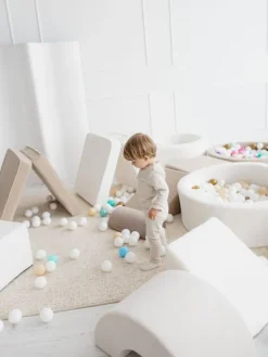 Hot Pehmustettu pallomeri, leikkialusta, liukumäki ja portaat - Teddy Beige Lasten Pallomeret
