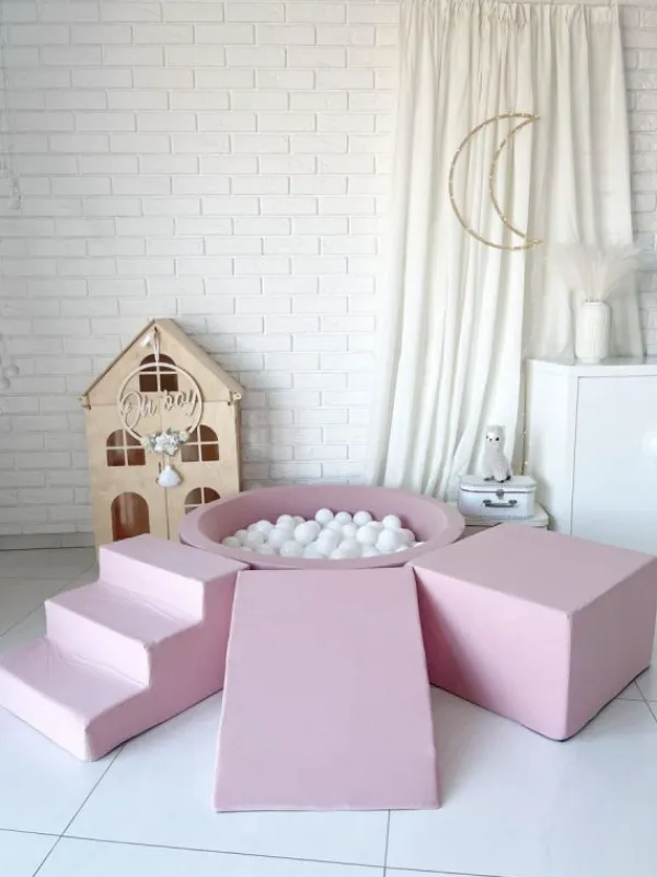 Sale Pehmustettu pallomeri, leikkialusta, liukumäki ja portaat - Pink Lasten Pallomeret