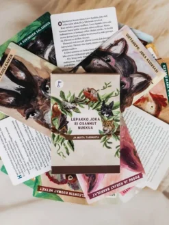 3 satukorttipakkaa pakettihintaan Vauvakirjat Ja Kortit