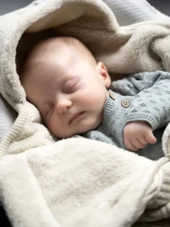 Clearance Sierra lämpöpussi vauvan turvakaukaloon 0+ – Warm linen Lämpöpussit