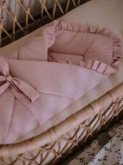 Sale Vauvan kapalo & leikkimatto, Pinkki röyhelöt Kapalot Ja Unipussit