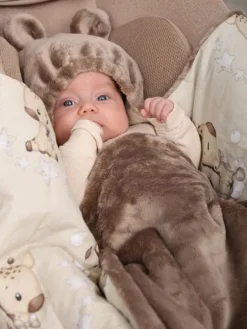 Outlet Vauvan turvakaukalon lämpöpussi – Beige velvet and giraffes Lämpöpussit
